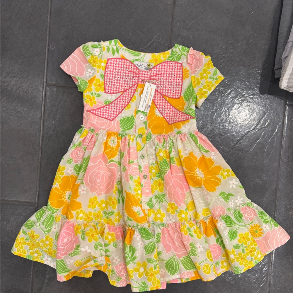 Yellow Clover Dress with Pink and Yellow Accents in great condition!